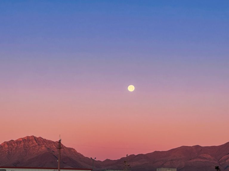 Exploring the Great Outdoors: Budget-Friendly Travel Trends for 2023